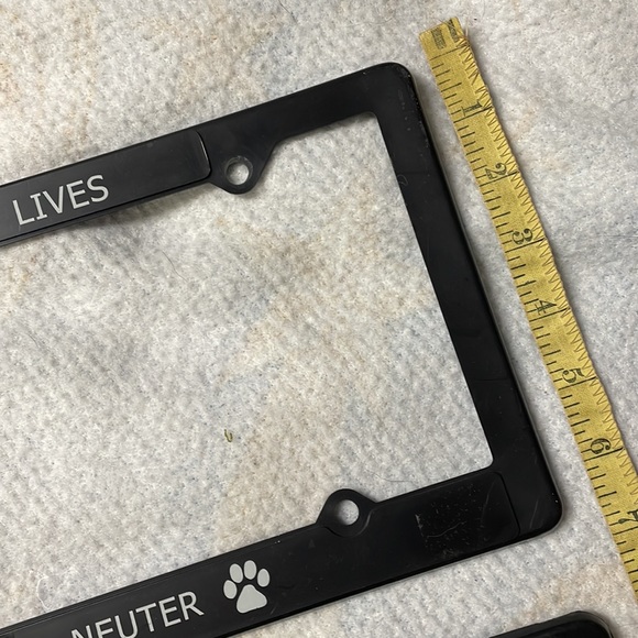 Set of 2 pet license plate frames from Animal Rescue site - Picture 4 of 5